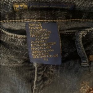 Not sure the brand but there capris